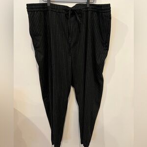 Old Navy striped trouser